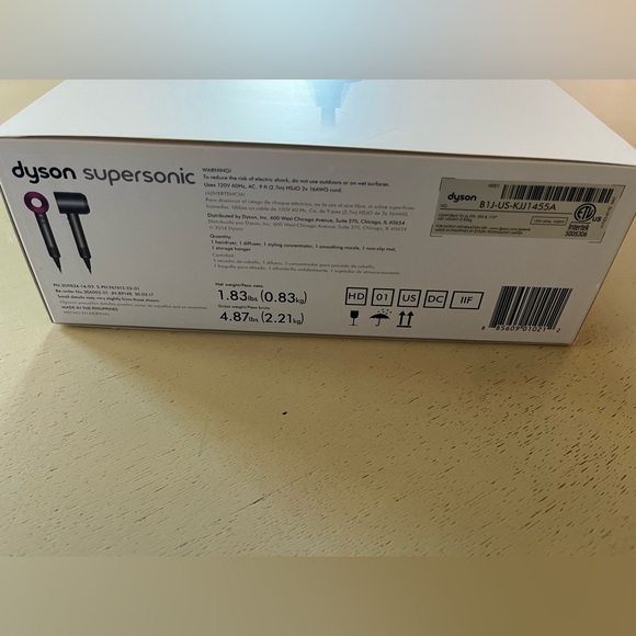 Dyson Supersonic Hair Dryer in Charcoal with Magenta Accents - Picture 3 of 12